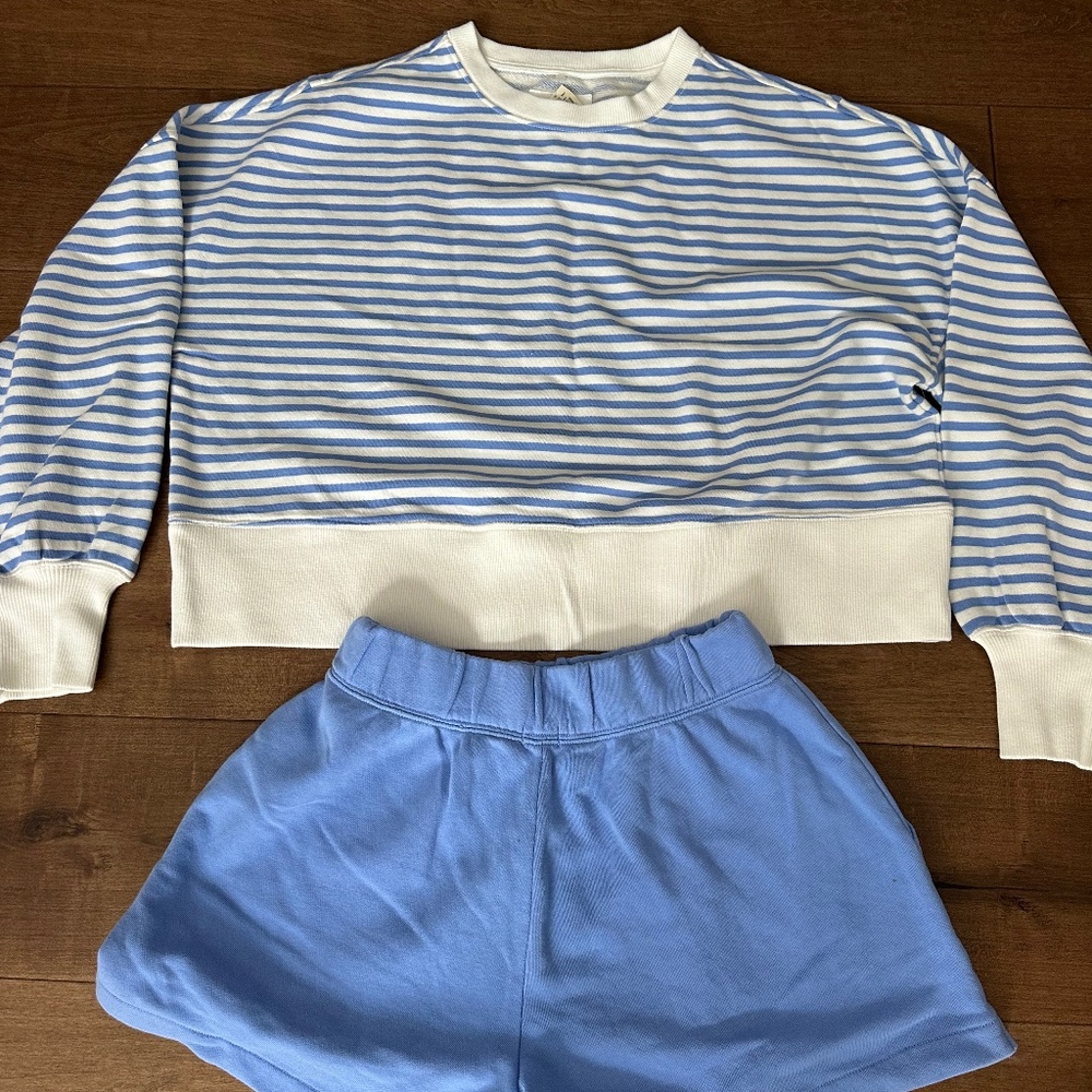Shorts Set - Picture 4 of 6